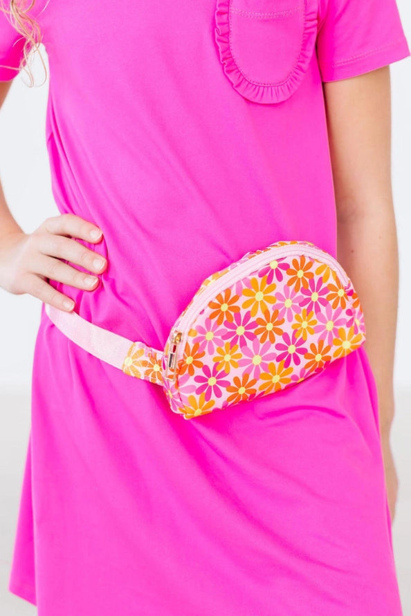 Mila & Rose Retro Daisies Belt Bag