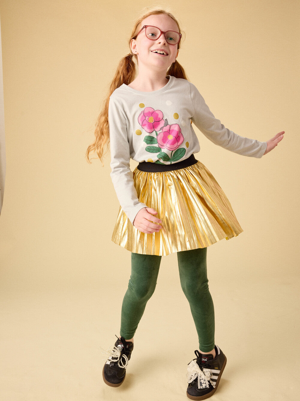 Tea Golden Flowers Graphic T-Shirt