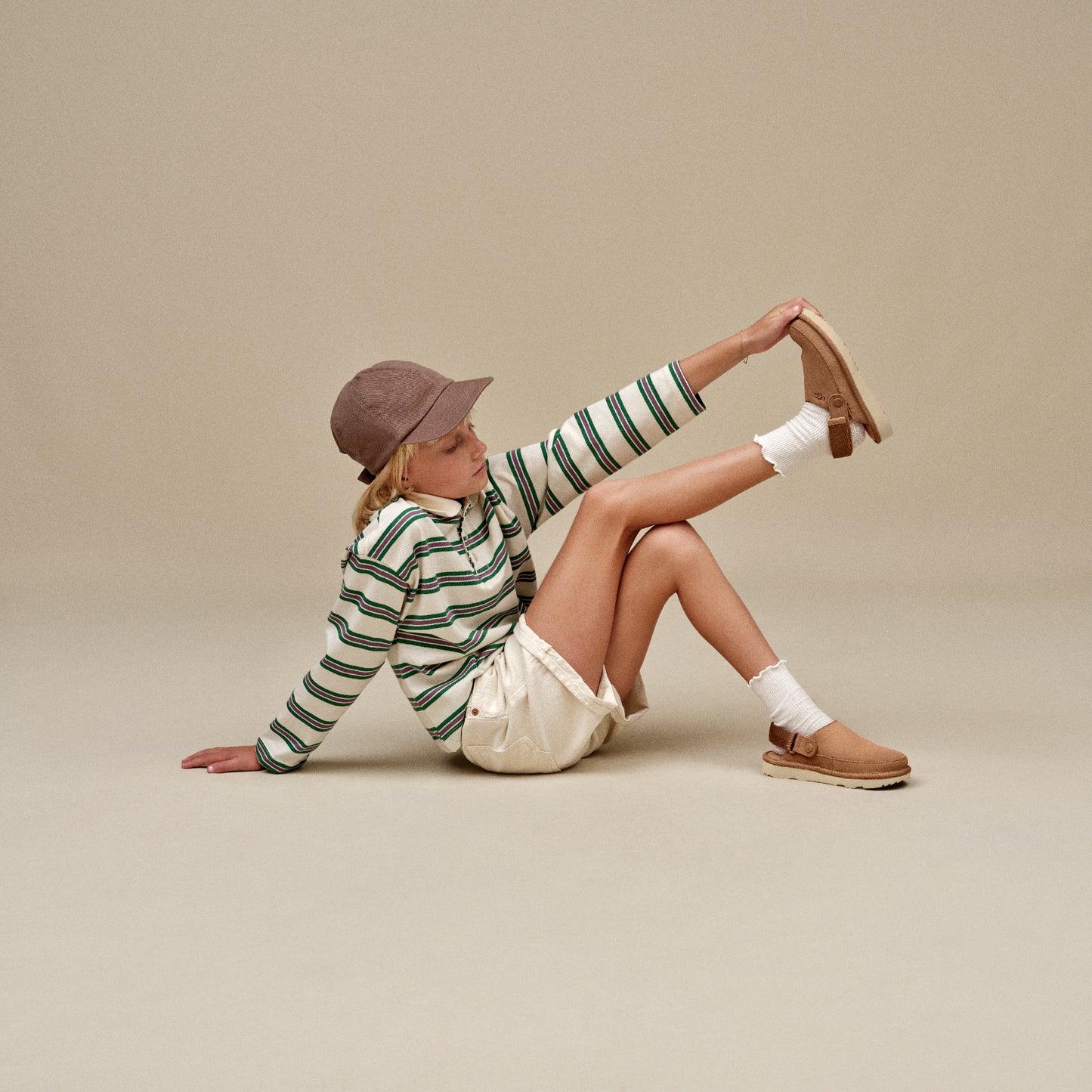 Ugg Goldenstar Clog- Big Kid's