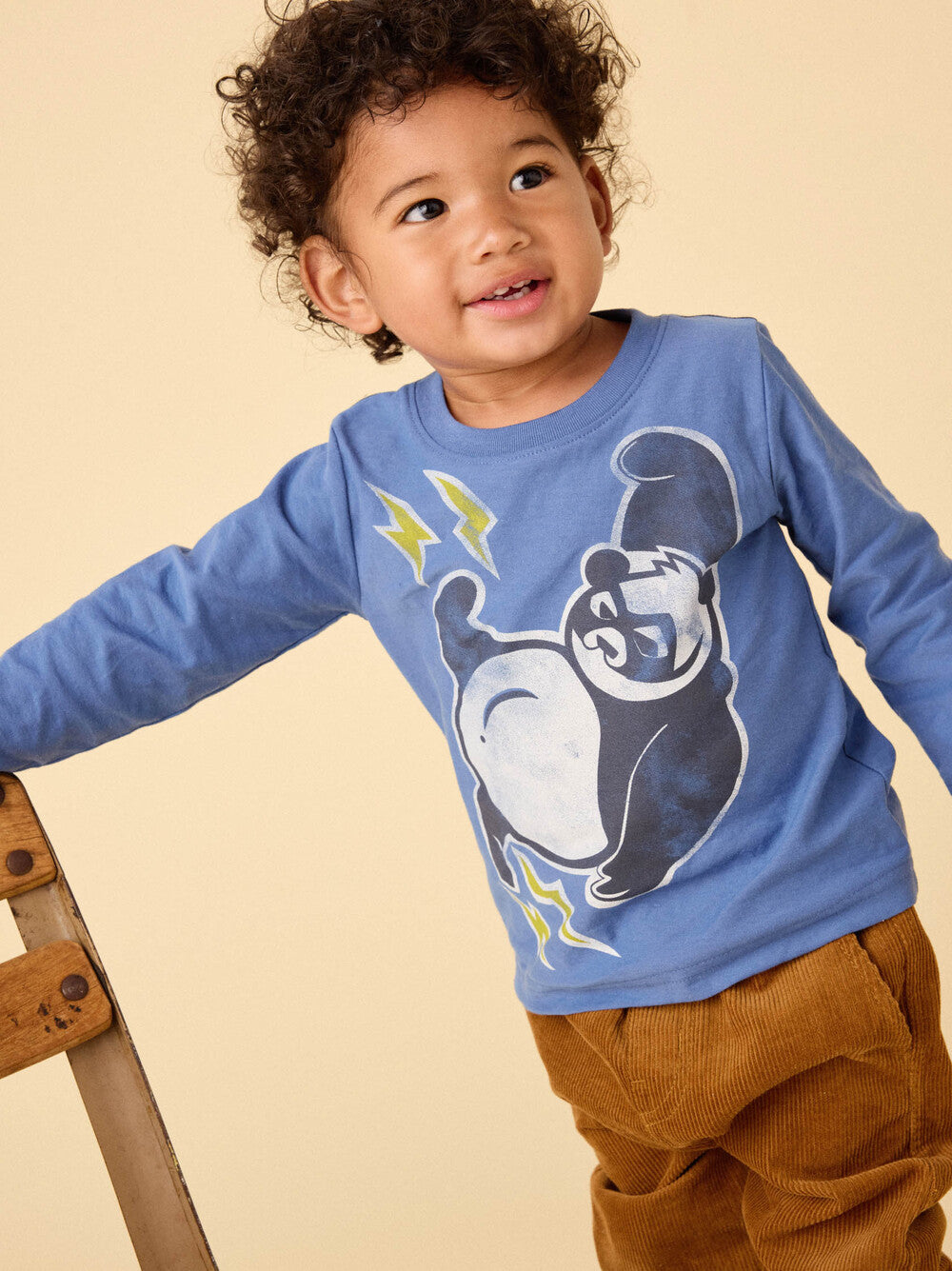 Tea Super Panda Graphic T-Shirt