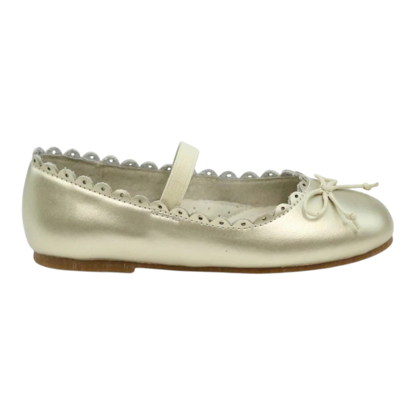 L'Amour Eliza Scalloped Flat