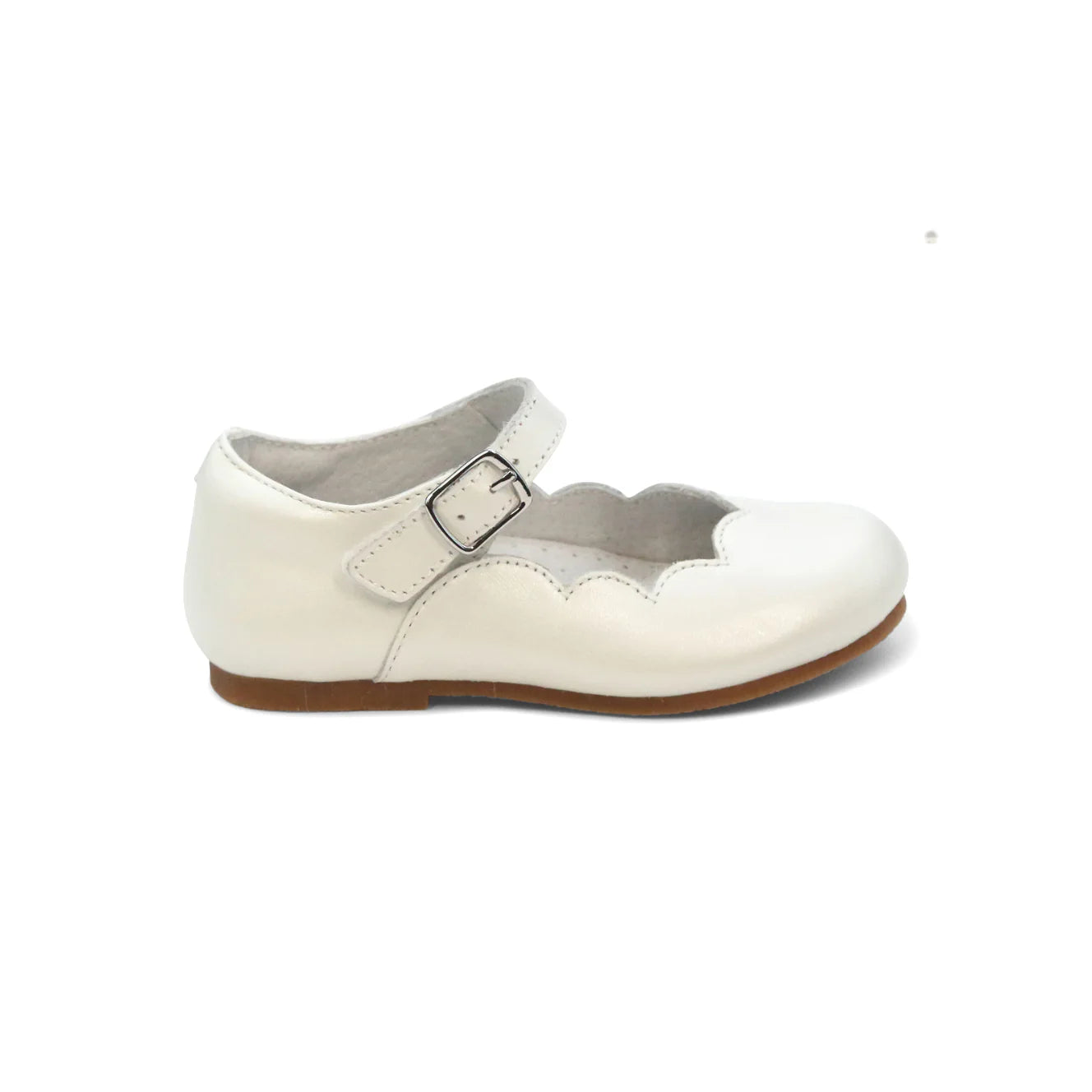 L'Amour Sonia Scalloped Flat