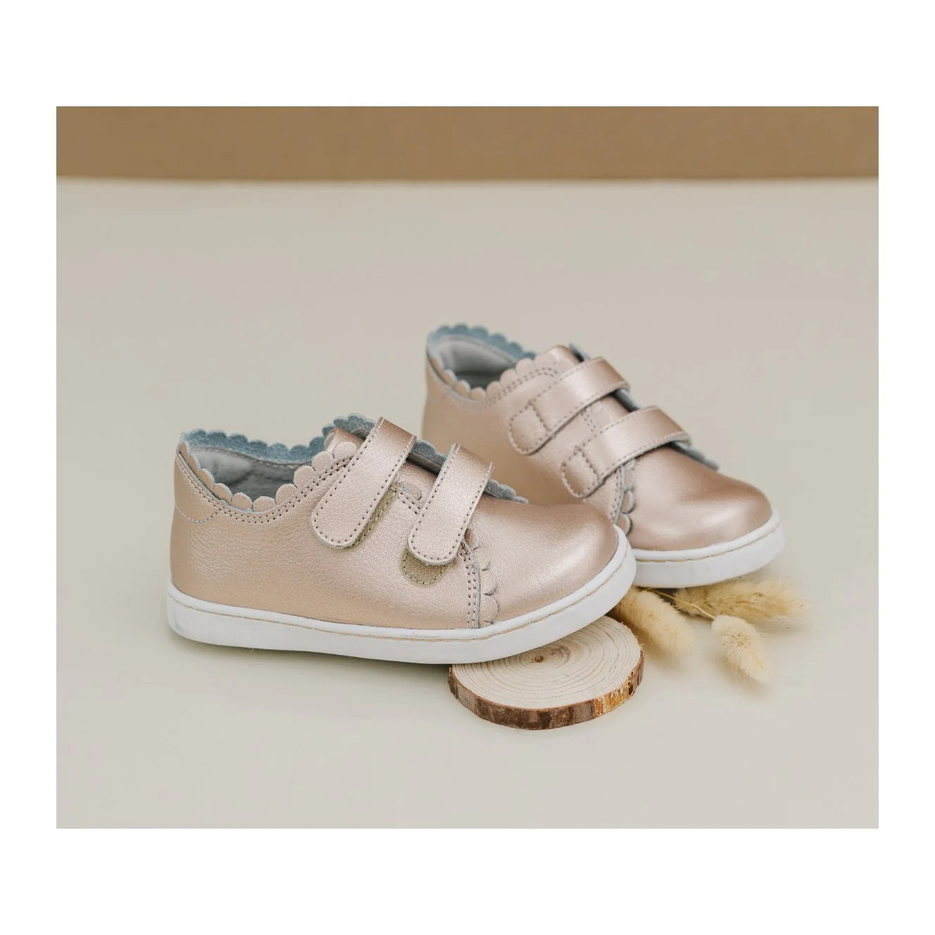 L'Amour Caroline Scalloped Sneaker