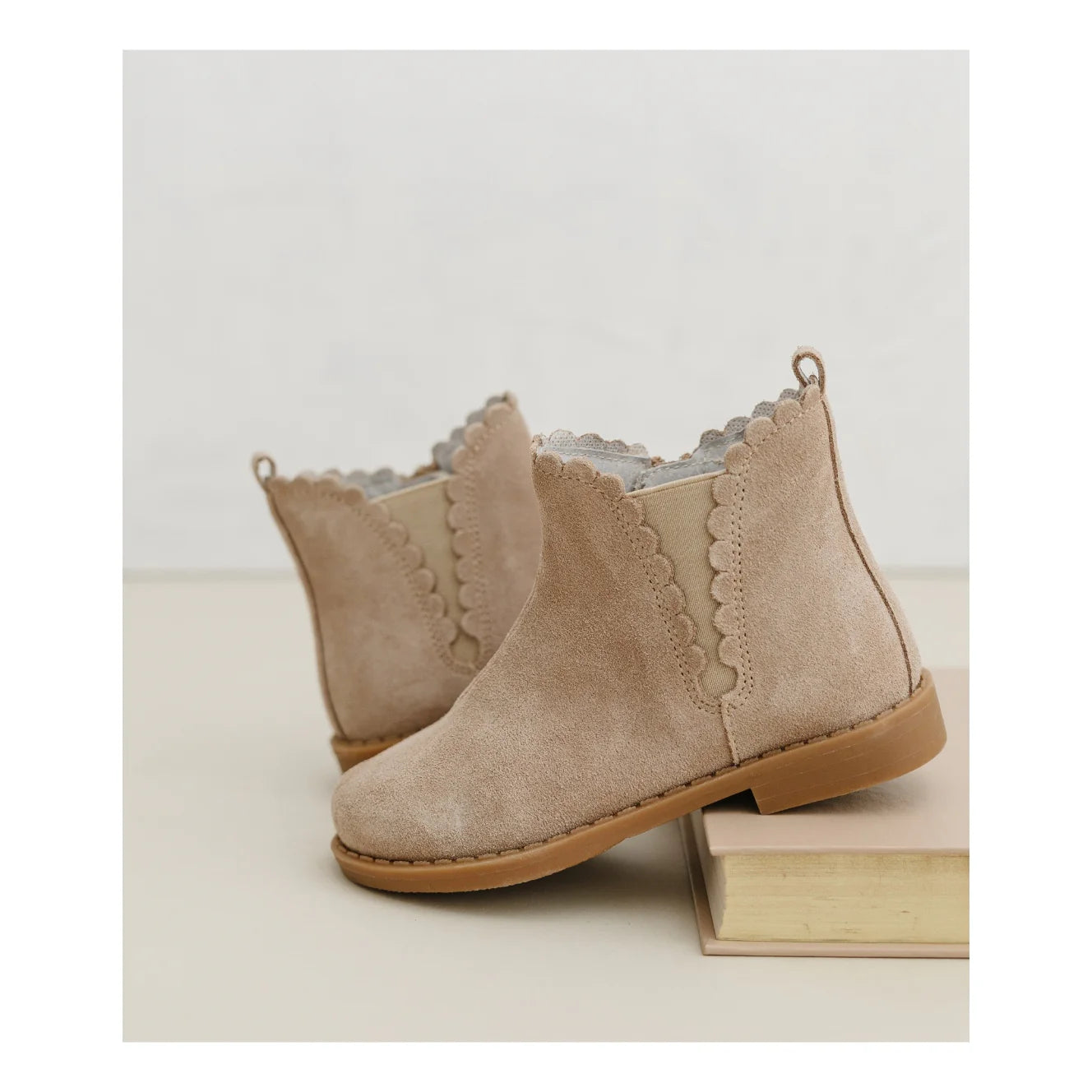 L'Amour Nicola Scalloped Chelsea Boot