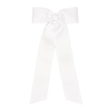 Load image into Gallery viewer, Wee Ones Medium Grosgrain Bowtie with Scalloped Edges and Streamer Tails