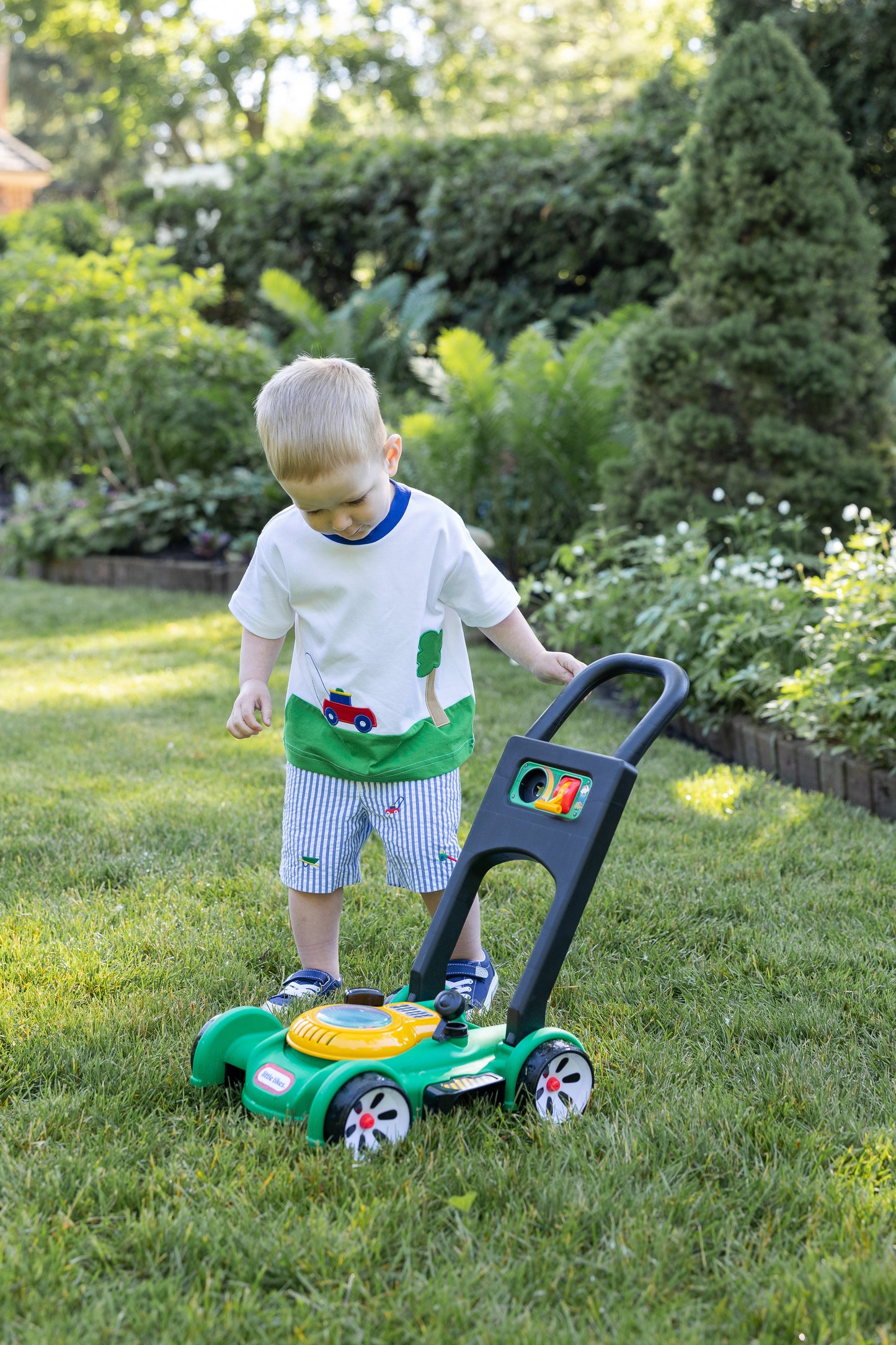 Florence Eiseman Lawn Mower Embroidered Seersucker Shorts