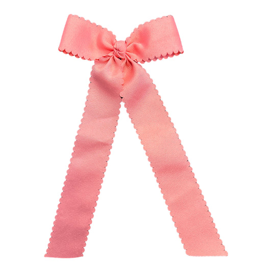 Wee Ones Medium Scalloped Edge Grosgrain Bow with Streamer Tails