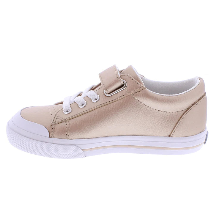 Footmates Reese Leather Sneaker