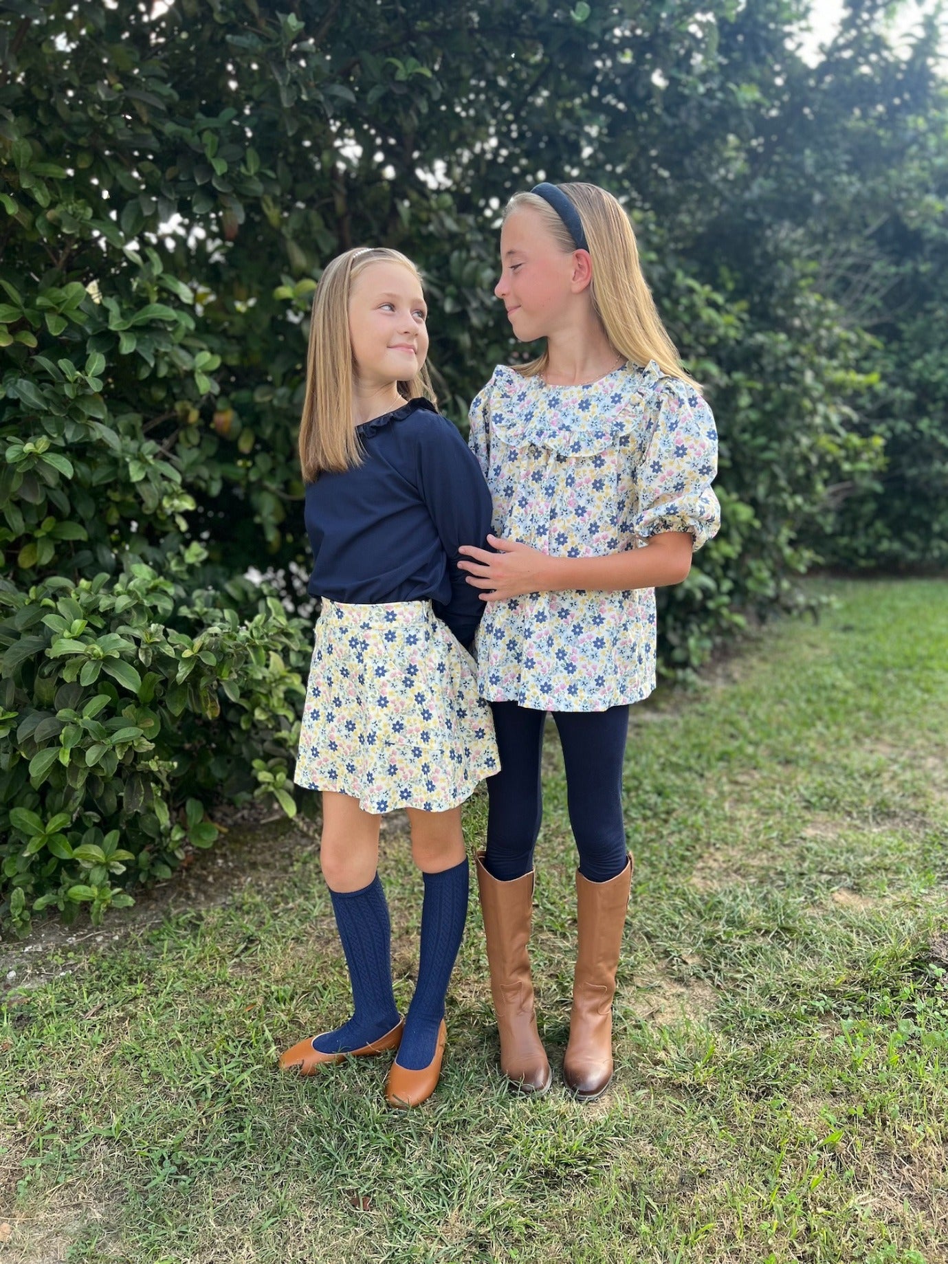 Set Proper Kristen Corduroy Skirt