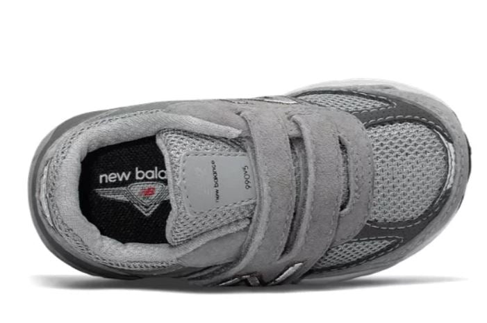 New Balance 990v5 Velcro Sneaker Little Kids